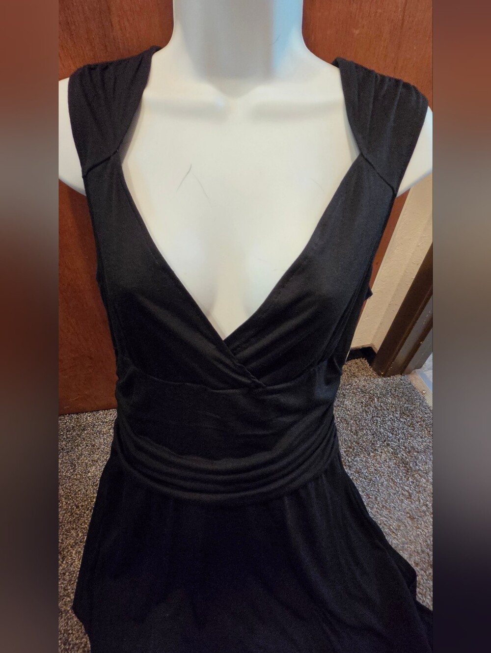 Yummy Tummy Black Sleeveless Shapewear Midi Dress with Surplice Neckline SzM - Picture 8 of 9
